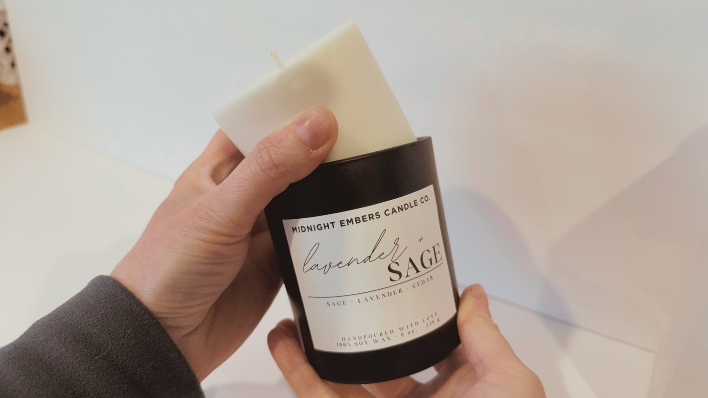 Fresh Linens Candle | Pet-Friendly Odor Eliminating