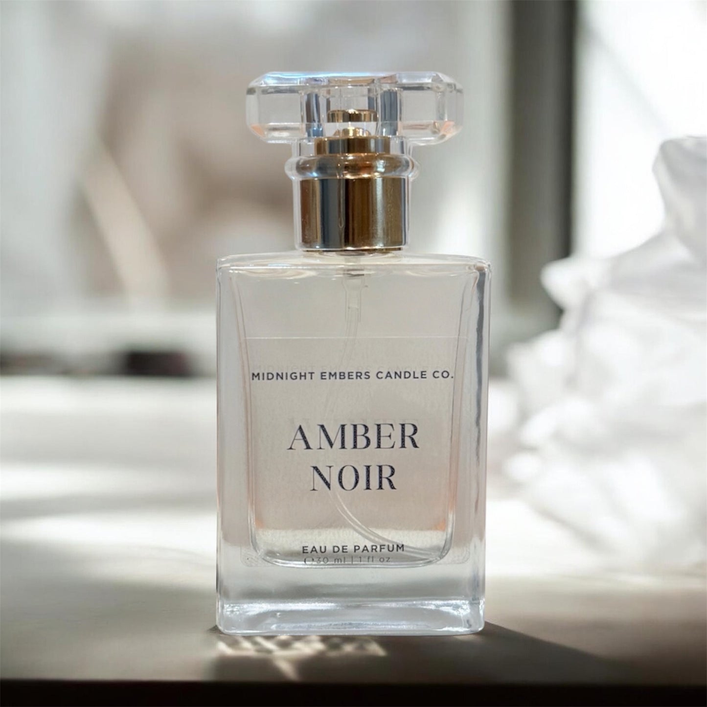 Amber Noir Perfume