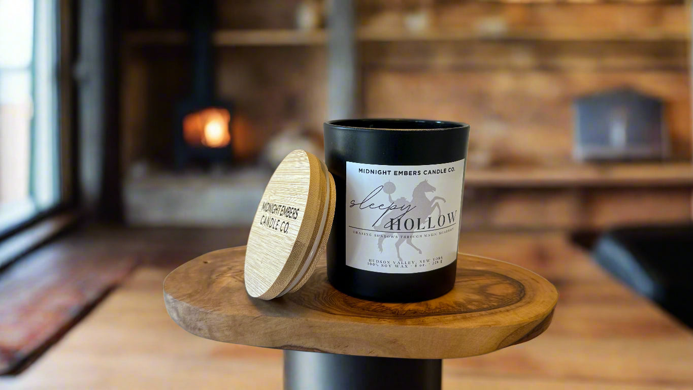 Front Facing Sleepy Hollow Candle Wood Lid on the Side
